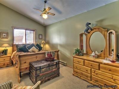 โกลเดน ดรีมส์ บีแอนด์บี Bed & Breakfast วิสต์เลอร์ ภายนอก รูปภาพ