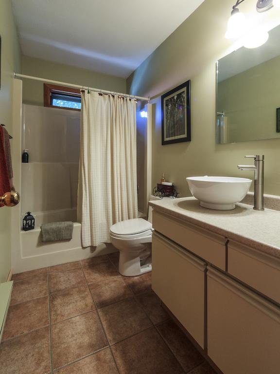 โกลเดน ดรีมส์ บีแอนด์บี Bed & Breakfast วิสต์เลอร์ ห้อง รูปภาพ