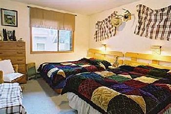 โกลเดน ดรีมส์ บีแอนด์บี Bed & Breakfast วิสต์เลอร์ ภายนอก รูปภาพ